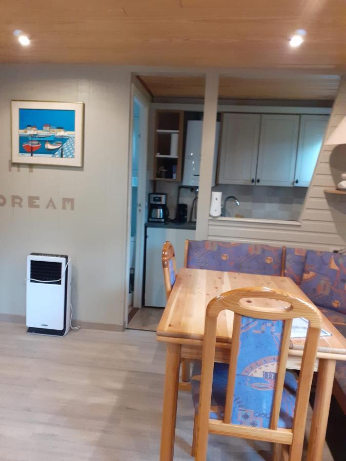 Aux Ecureuils Villa Resteigne Kültér fotó